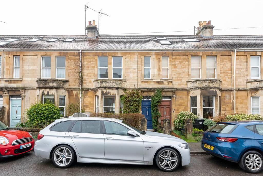 Spacious House - 2 Double Rooms - Street Parking - Garden Bath Bagian luar foto